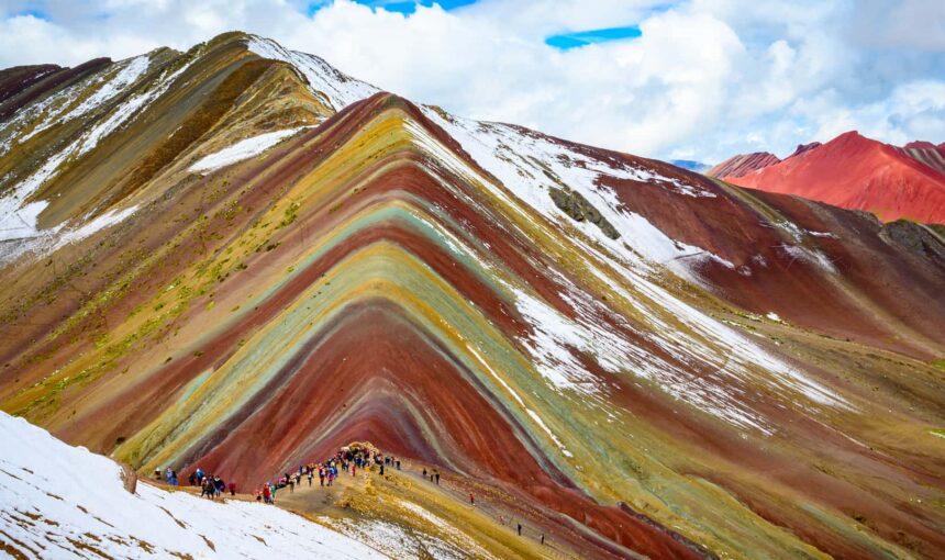 Rainbow mountain full day tour